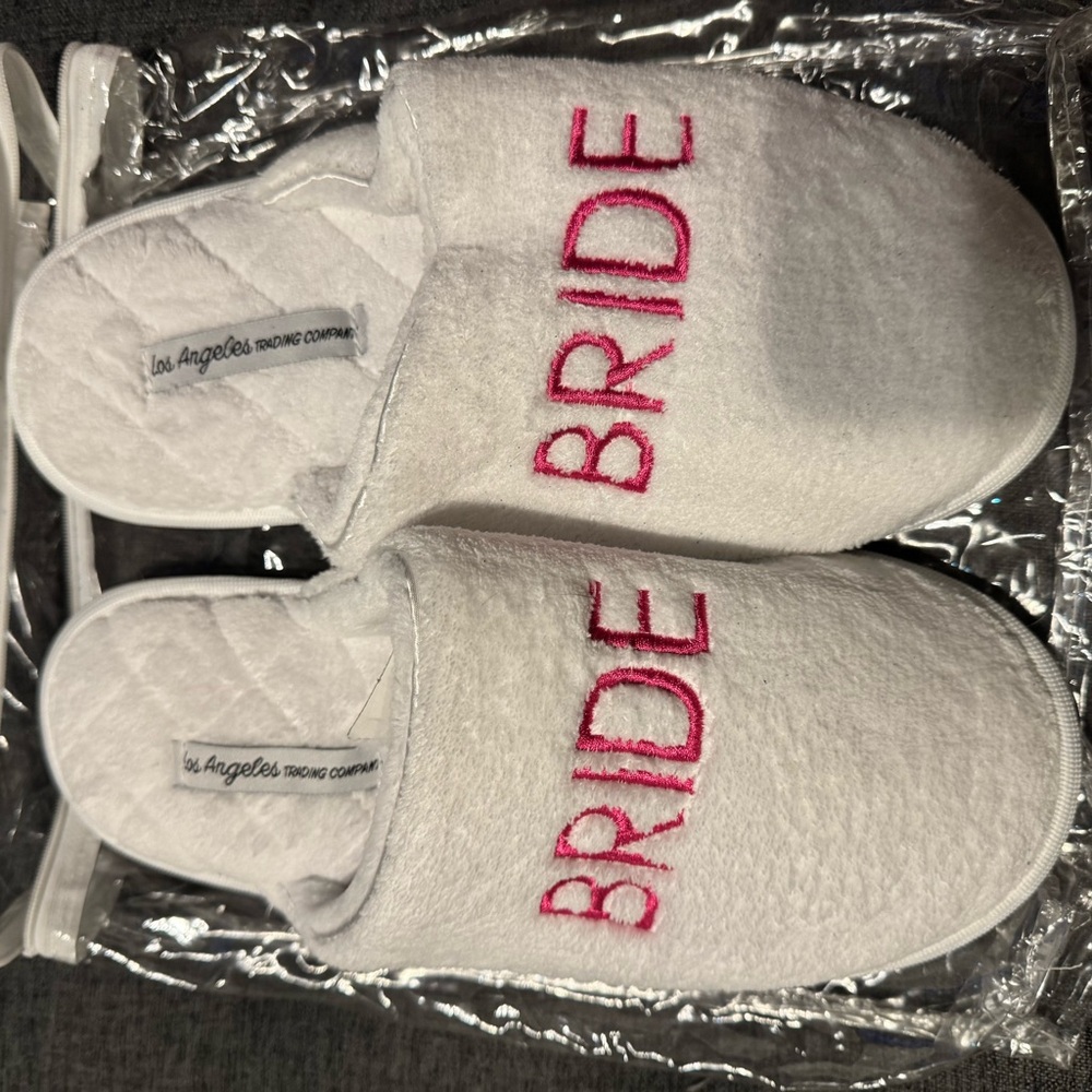Los Angeles Trading Company White Bride Slippers